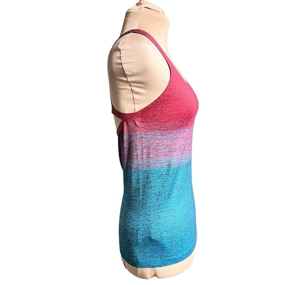Athleta [Med-NWT] Relay - Seamless Ombré Racerback Tank - Medium Athleta NWT - Picture 8 of 9